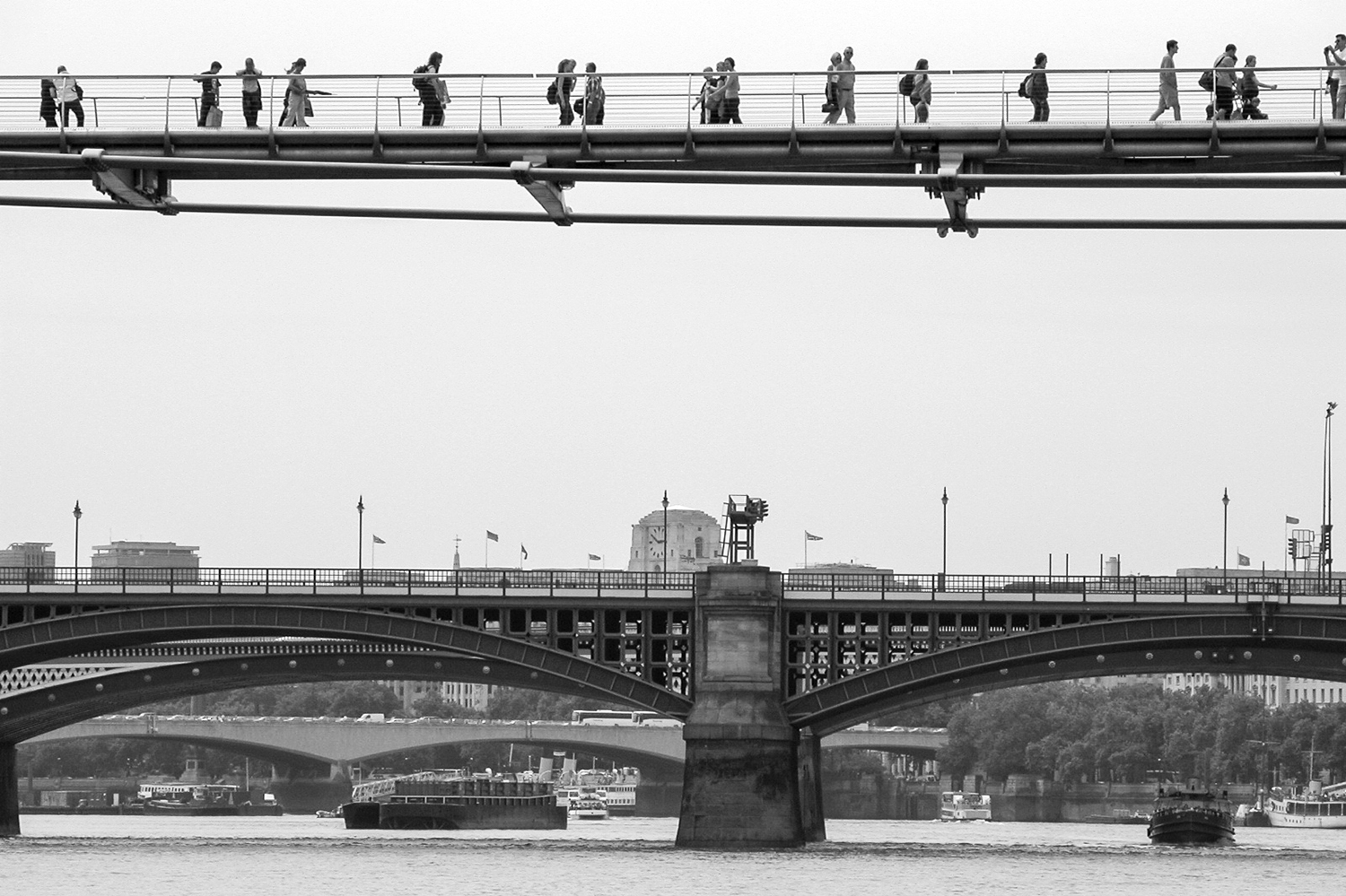 Millennium Bridge, Londen. Architect Arup. Foster en Partners en Sir Anthony Caro